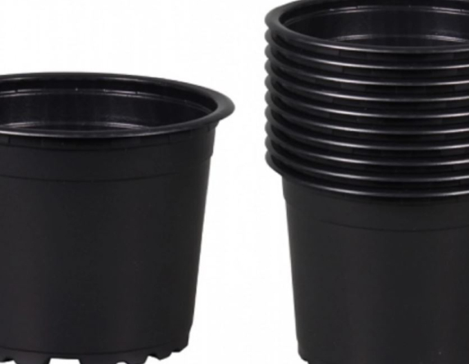 Ghiveci de flori din plastic rotund diametru 11cm